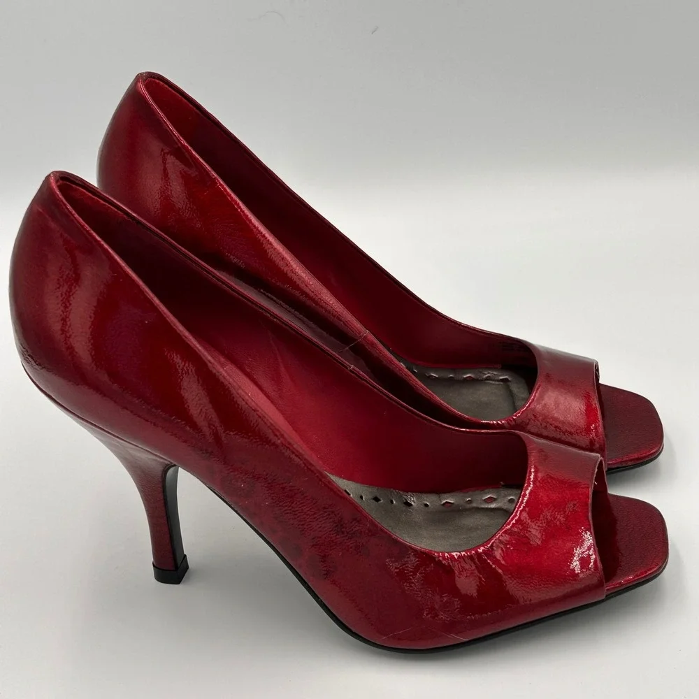 BCBGirls Patent Leather Peep Toe‎ Stiletto Heels Women's Size 8.5 Red